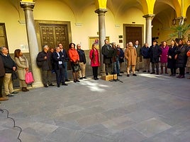 120 profesores de Derecho de la UGR firman un manifiesto contra los pactos y la amnistía