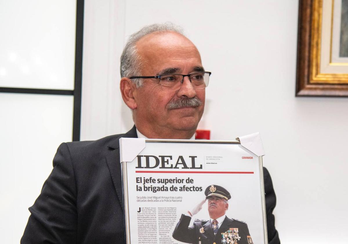 Las imágenes del homenaje al jefe superior de Policía de Andalucía Oriental, José Miguel Amaya