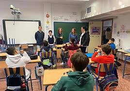 Visita del delegado, Francisco José Solano, al centro escolar.