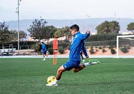 Lucas Robertone en la sesión de este viernes tras su boda.