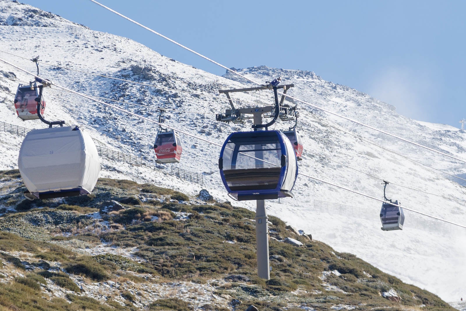 Las fotos de la apertura de Sierra Nevada: diversión en la nieve