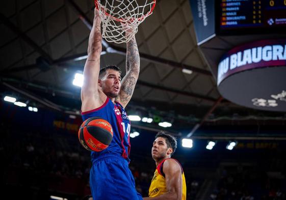 Mate de Willy Hernangómez ante la mirada de Felipe Dos Anjos, del Morabanc Andorra