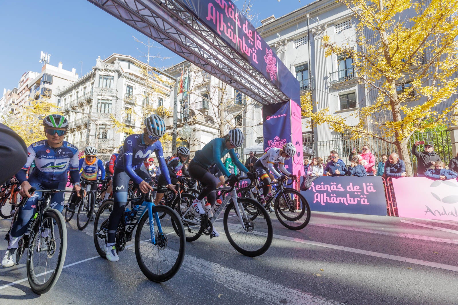 Las imágenes de la carrera Reinas de la Alhambra en Granada