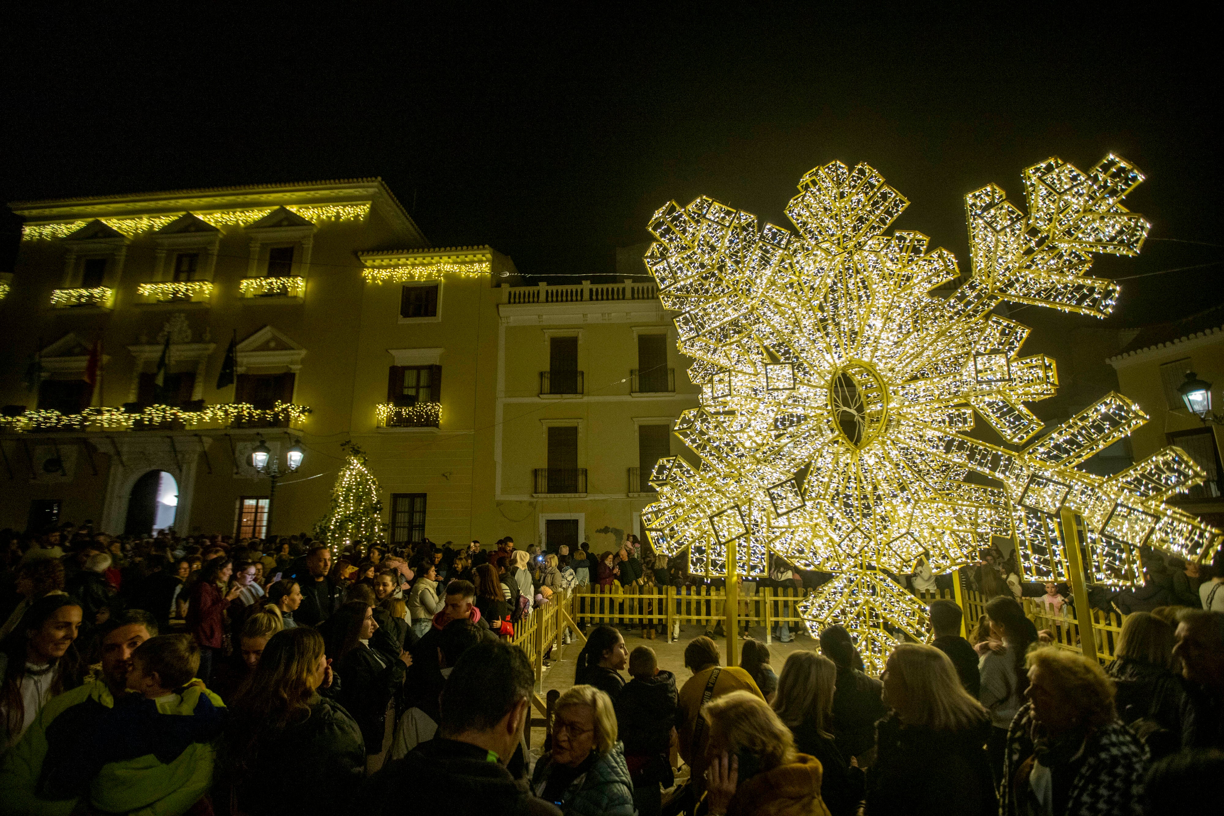 Las imágenes de la iluminación navideña de Motril