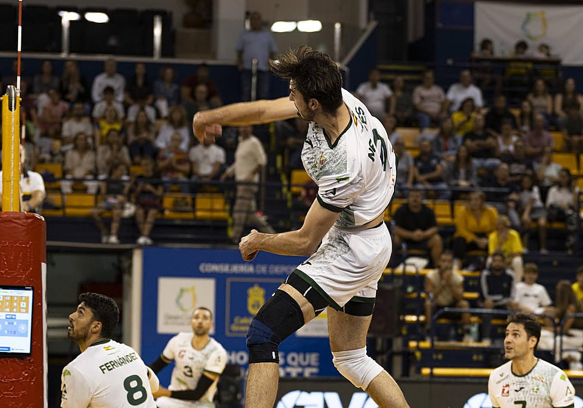 Unicaja Costa de Almería careció de contundencia en saque y ataque.