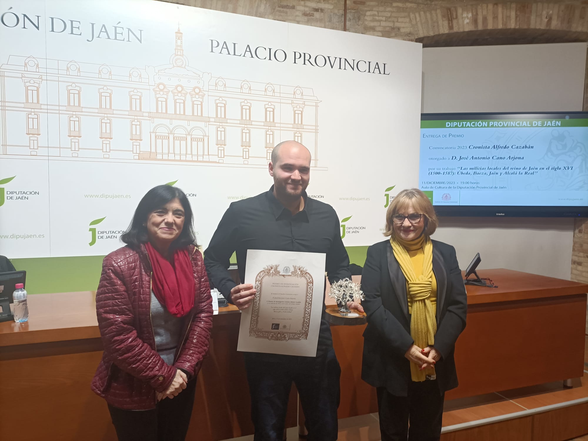 Francisca Medina, José Antonio Cano y Adela Tarifa.