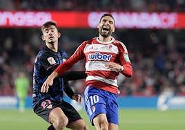 Antonio Puertas se lamenta de una acción durante el derbi con el Sevilla.