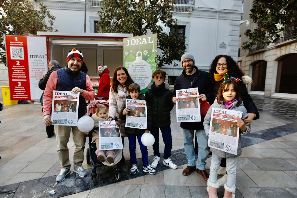 El Cartero Real recoge los deseos de los niños de Granada para los Reyes Magos