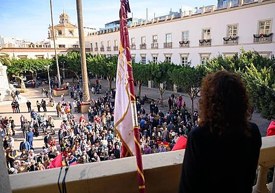Almería celebra el 'Pendón', con Oscar Bleda como nuevo portador