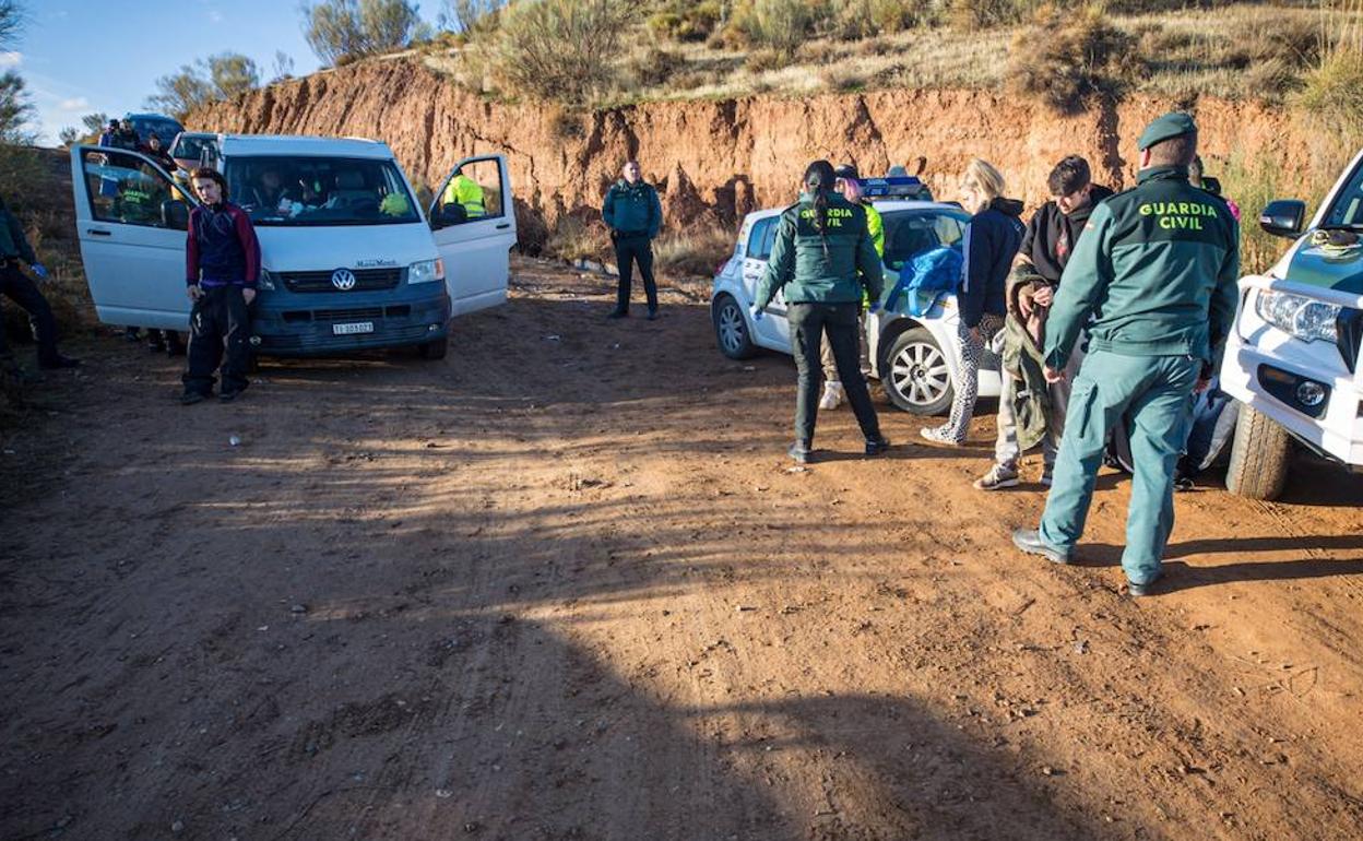 Guardia Civil en la fiesta de La Peza. 