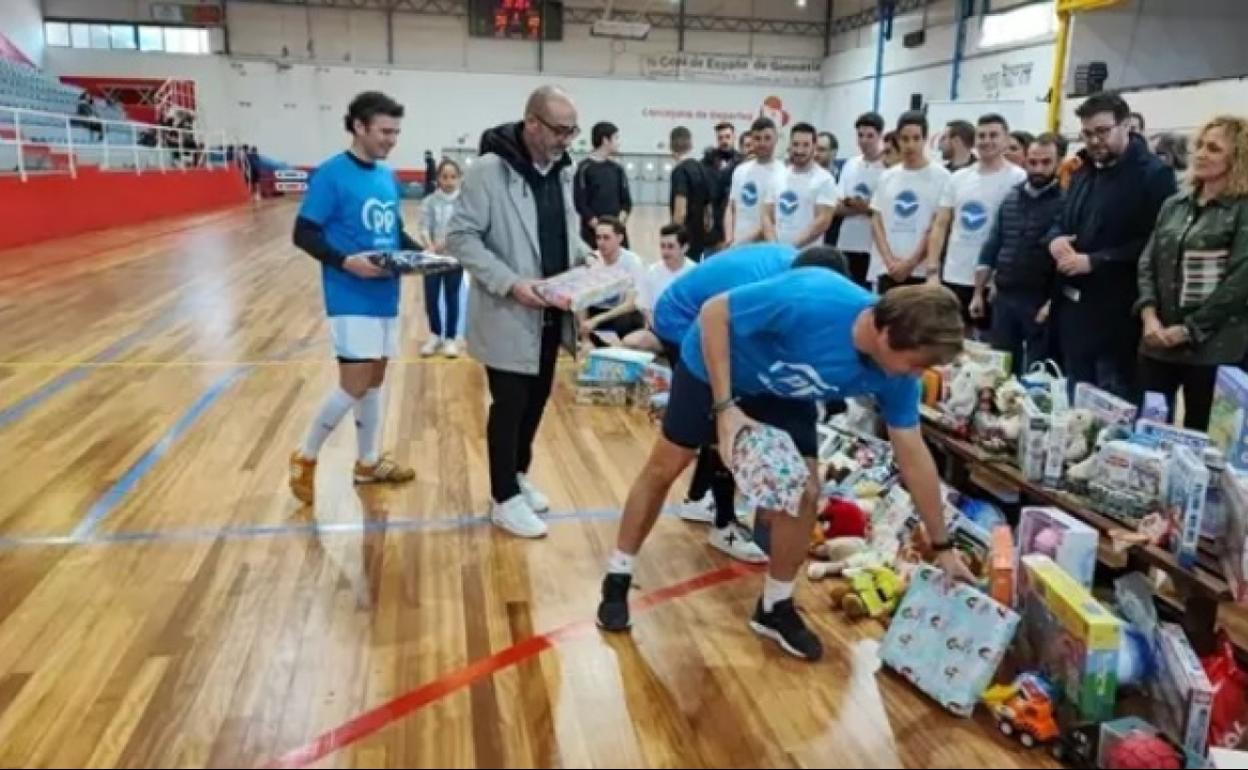 El secretario general del PP-A, Antonio Repullo, este martes en Albolote. 