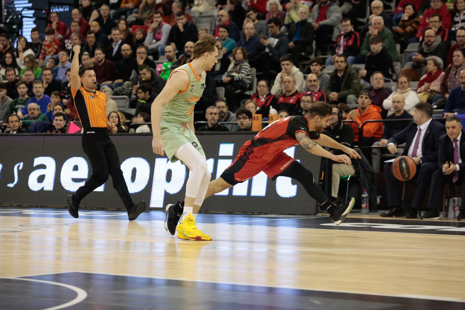Las mejores imágenes del duelo disputado en el Palacio de los Deportes