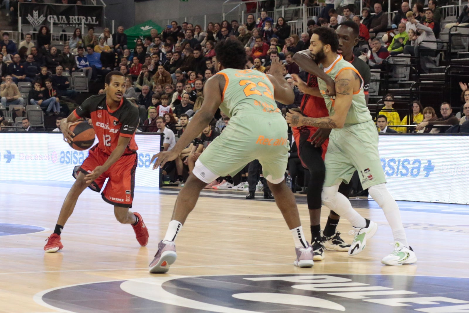 Las mejores imágenes del duelo disputado en el Palacio de los Deportes