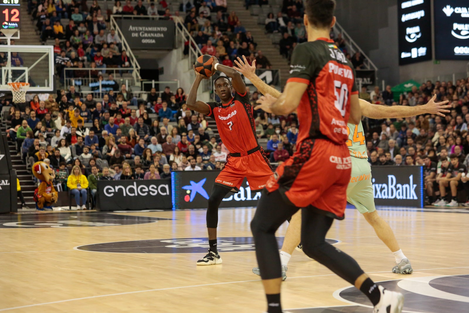 Las mejores imágenes del duelo disputado en el Palacio de los Deportes