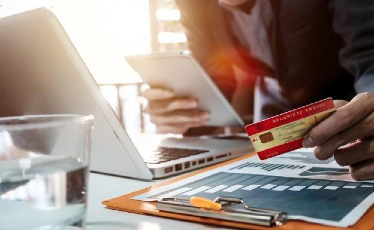 Las cuatro ayudas para autónomos que se mantendrán en 2023.