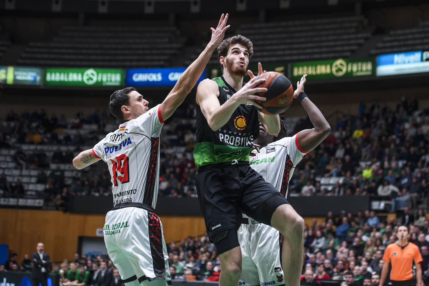 Partido de ACB Joventut-Covirán. 