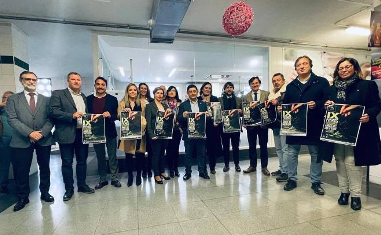 Foto de familia de la presentación de la gala, que tendrá lugar el 26 de enero. 