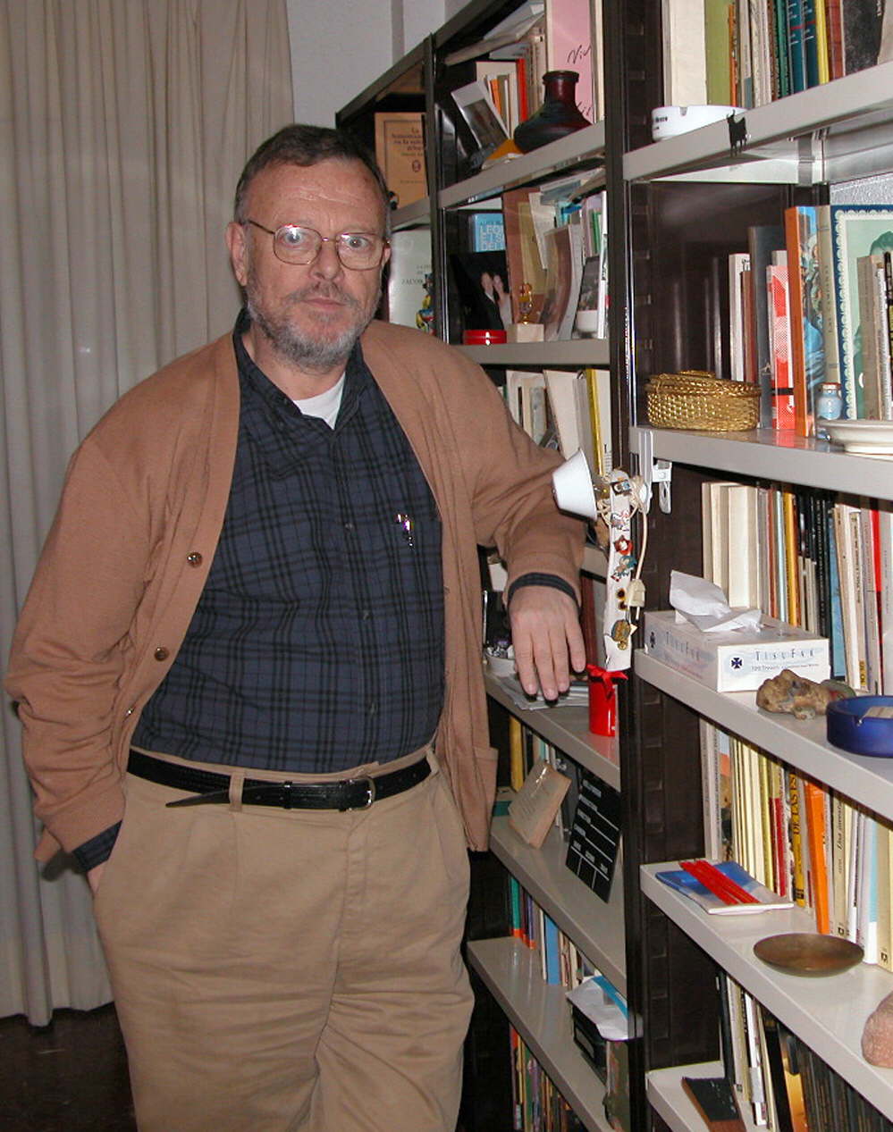 Con su muerte desaparece uno de los referentes de las artes locales, y un personaje clave para entender fenómenos como La Otra Sentimentalidad