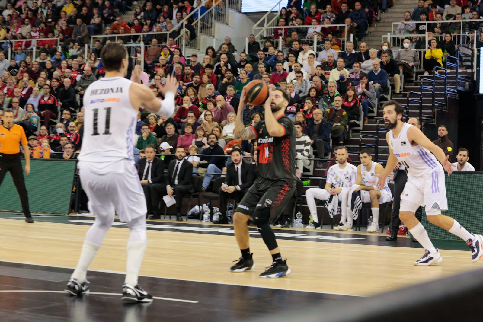 Las mejores imágenes del duelo disputado en el Palacio de los Deportes