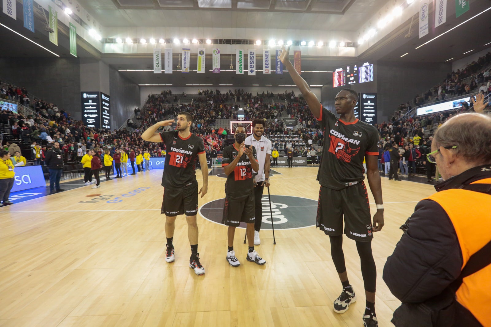 Las mejores imágenes del duelo disputado en el Palacio de los Deportes