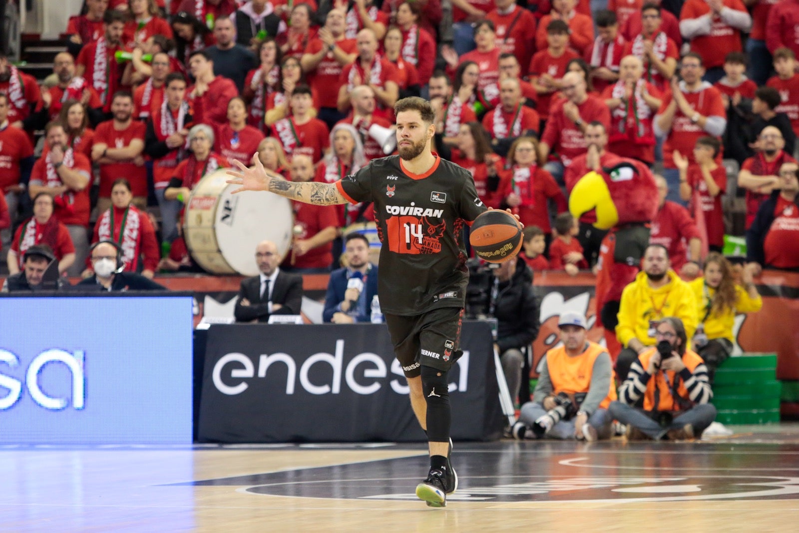 Las mejores imágenes del duelo disputado en el Palacio de los Deportes