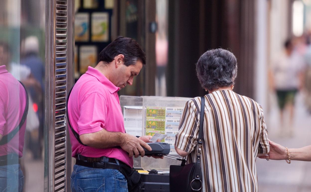 Una vecina de Guadix se lleva 150.000 euros con el Rascax10 de la ONCE.