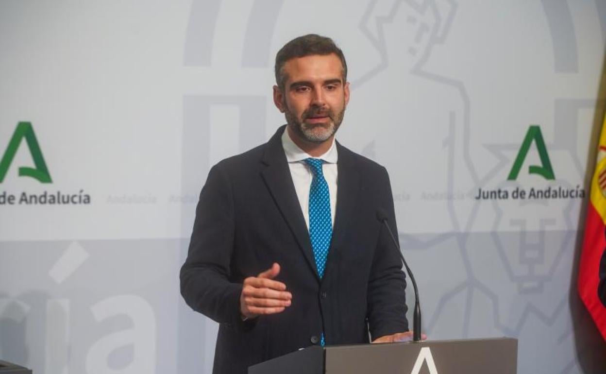 El portavoz del Gobierno de la Junta de Andalucía, Ramón Fernández-Pacheco. 