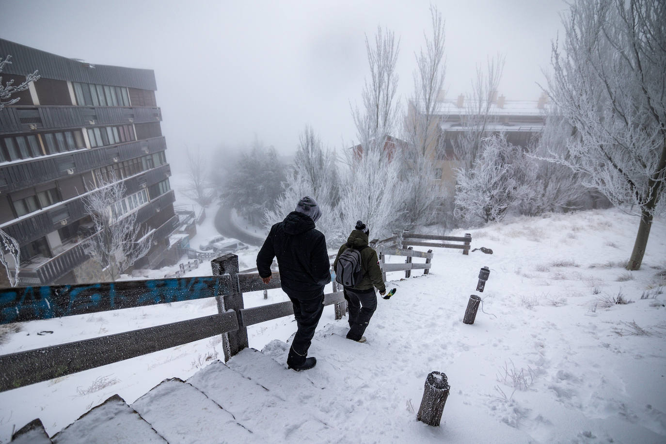 La estación de esquí de Sierra Nevada acumula 15 centímetros de nieve este miércoles