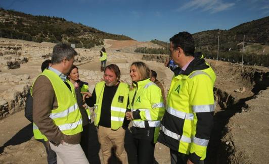 Visita de la consejera al yacimiento. 