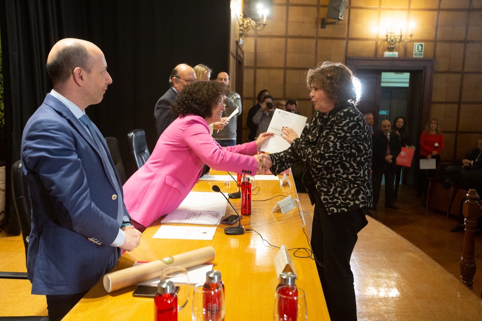 Homenaje a los profesores eméritos de la UGR. 