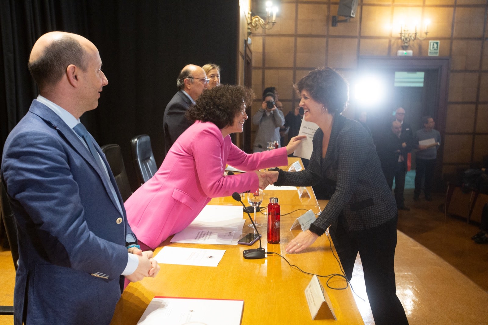 Homenaje a los profesores eméritos de la UGR. 