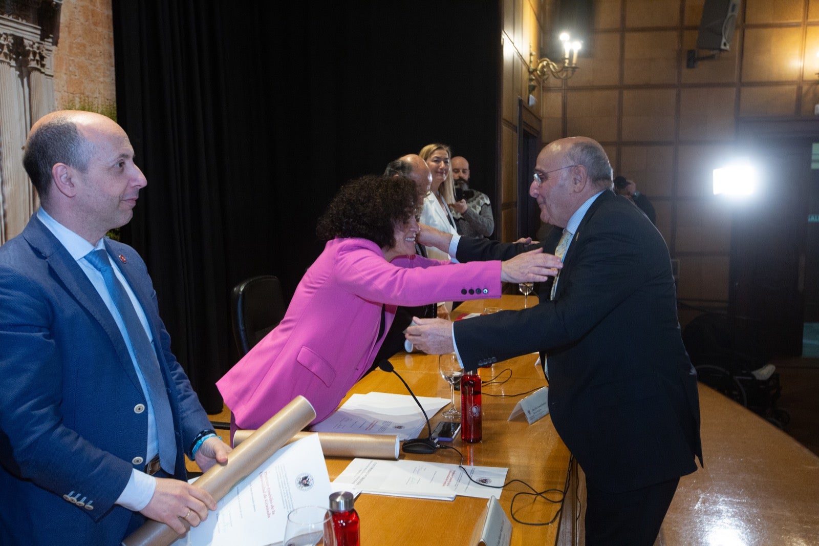 Homenaje a los profesores eméritos de la UGR. 