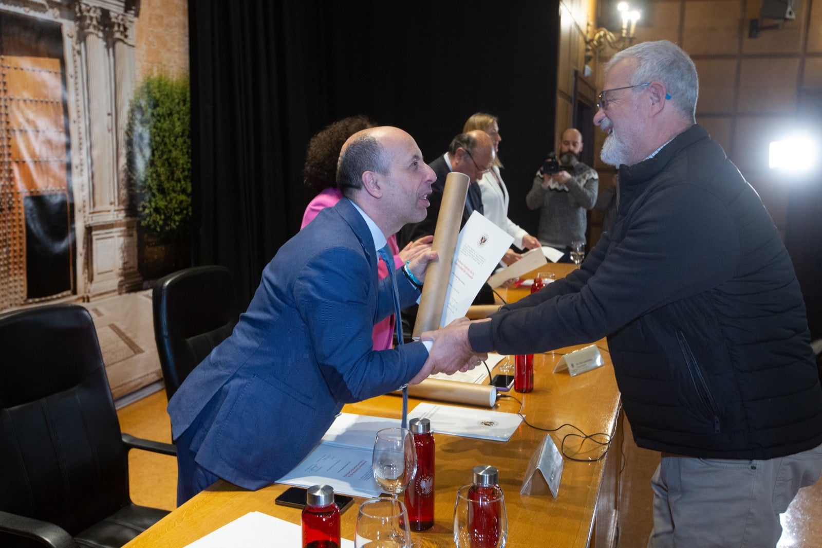 Homenaje a los profesores eméritos de la UGR. 