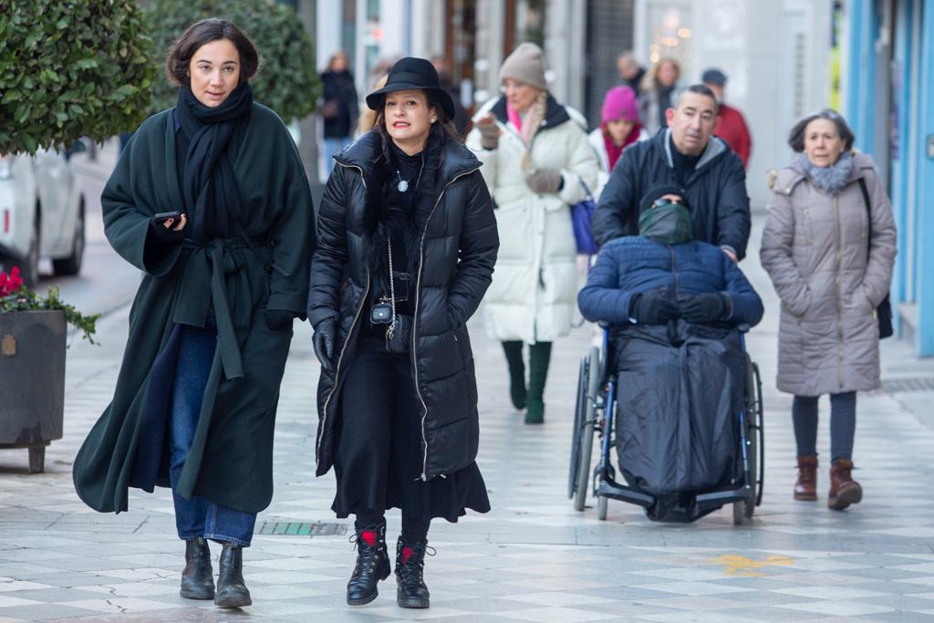 La capital y toda la provincia amanecen con temperaturas muy bajas que dejan helados a los granadinos