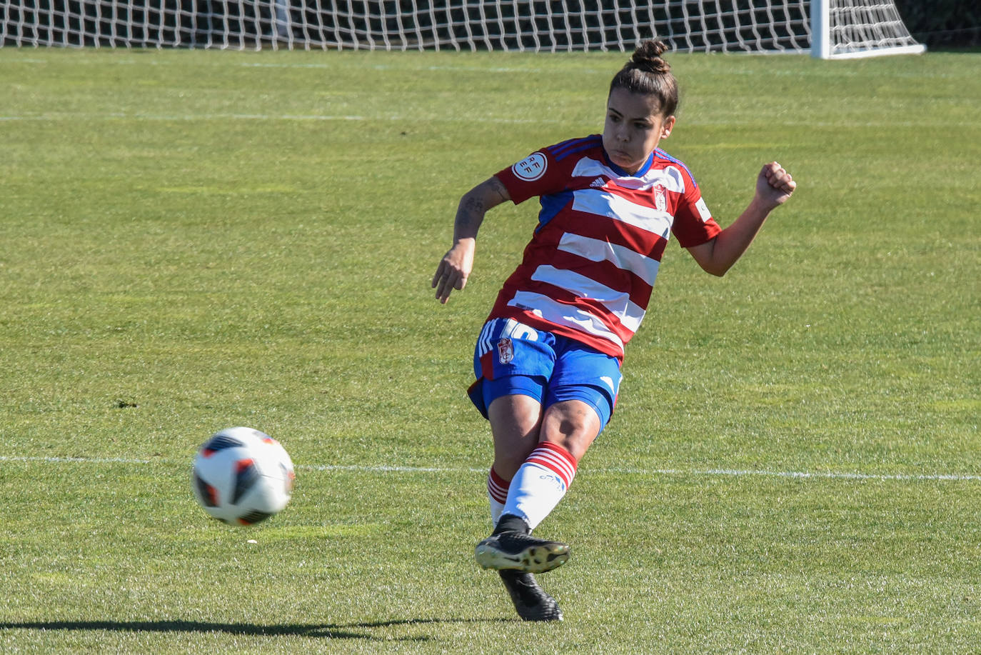 Las rojibancas pudieron y debieron sentenciar un partido cómodo que se complicó en los últimos minutos | Regresaron Inés y Lauri 