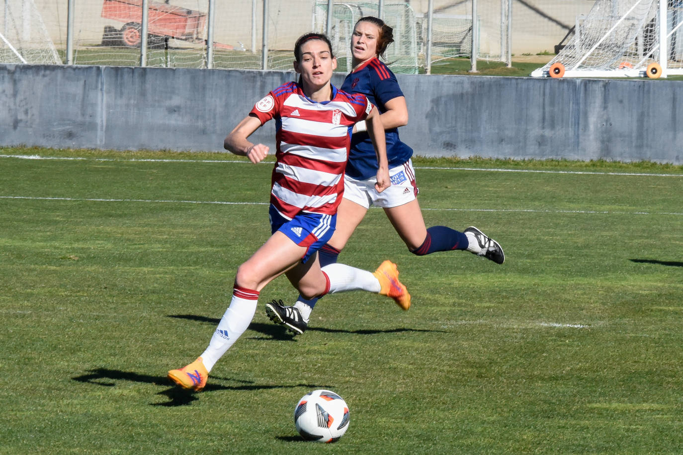 Las rojibancas pudieron y debieron sentenciar un partido cómodo que se complicó en los últimos minutos | Regresaron Inés y Lauri 