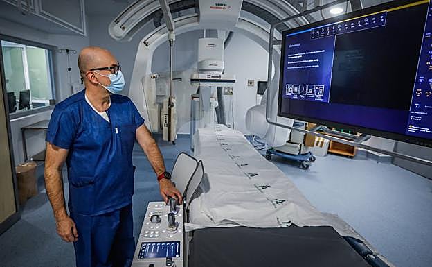 El Angiógrafo Digital Biplano del Plan Inveat ya está instalado en el Virgen de las Nieves.