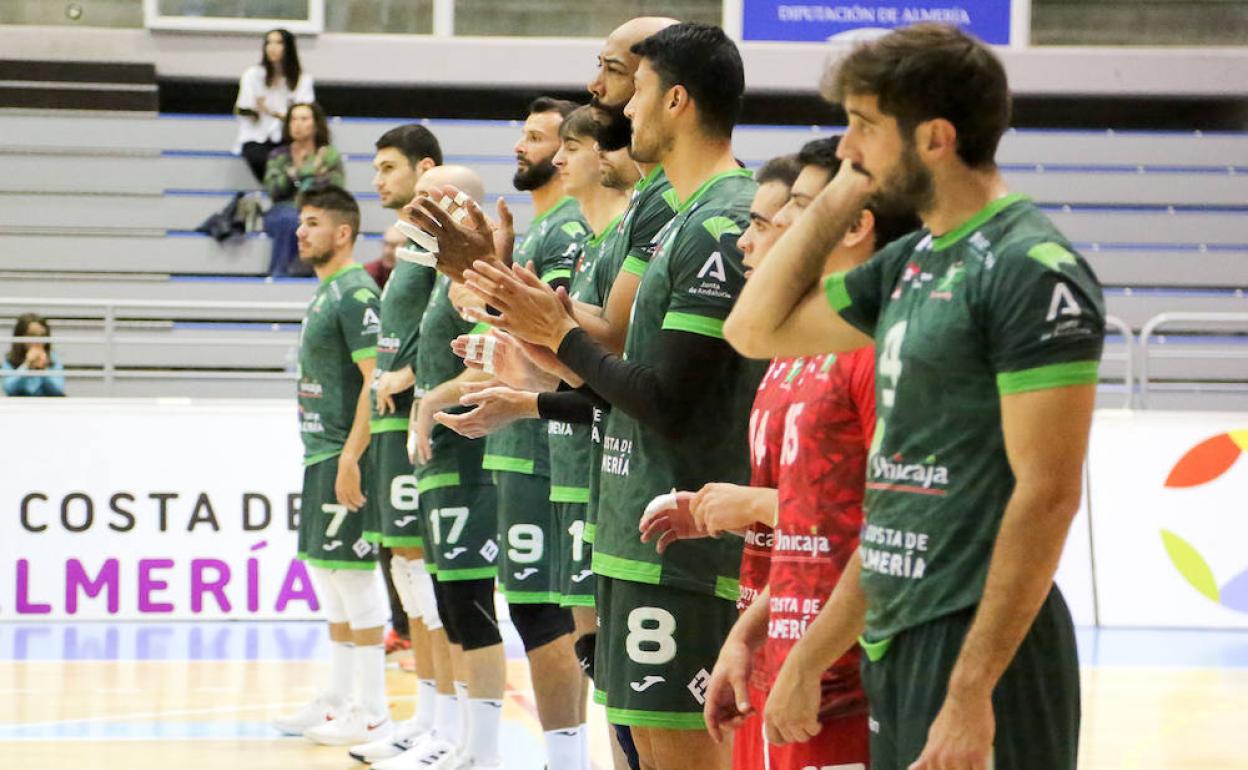 El equipo almeriense se prepara para un calendario en el que toca crecer sí o sí. 