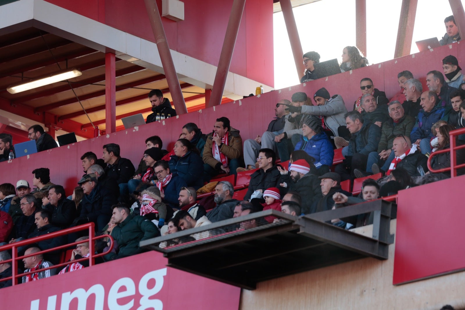 ¿Has estado en el partido? Aquí puedes verte en tu localidad