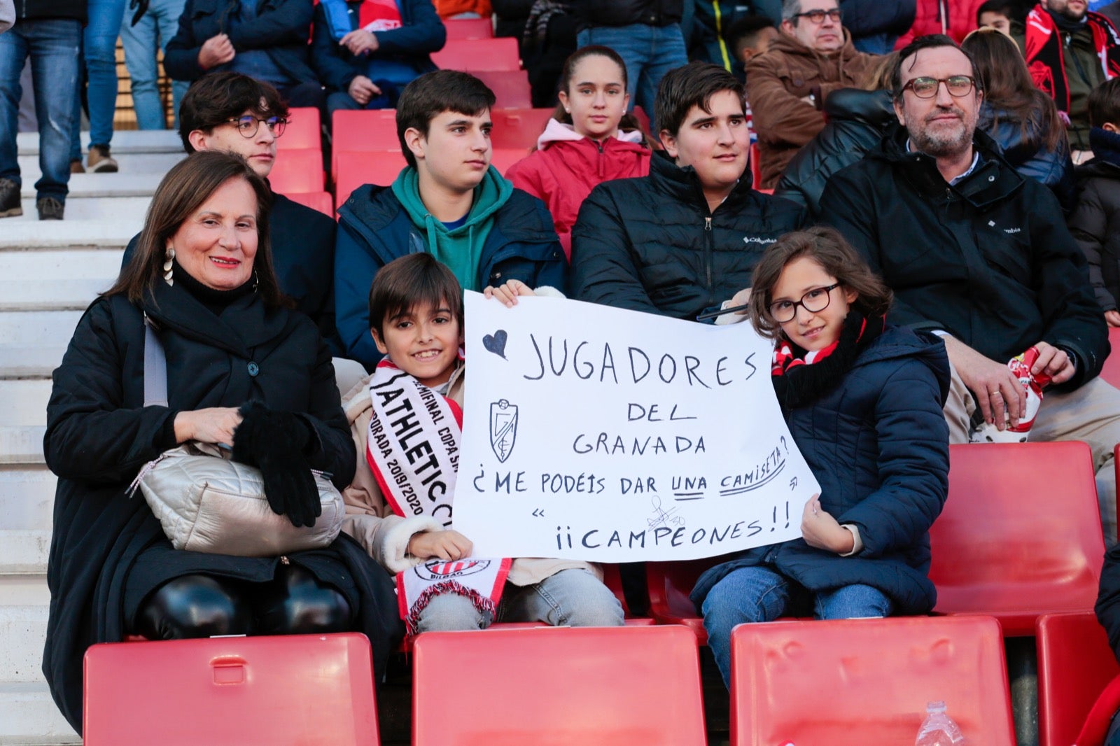 ¿Has estado en el partido? Aquí puedes verte en tu localidad