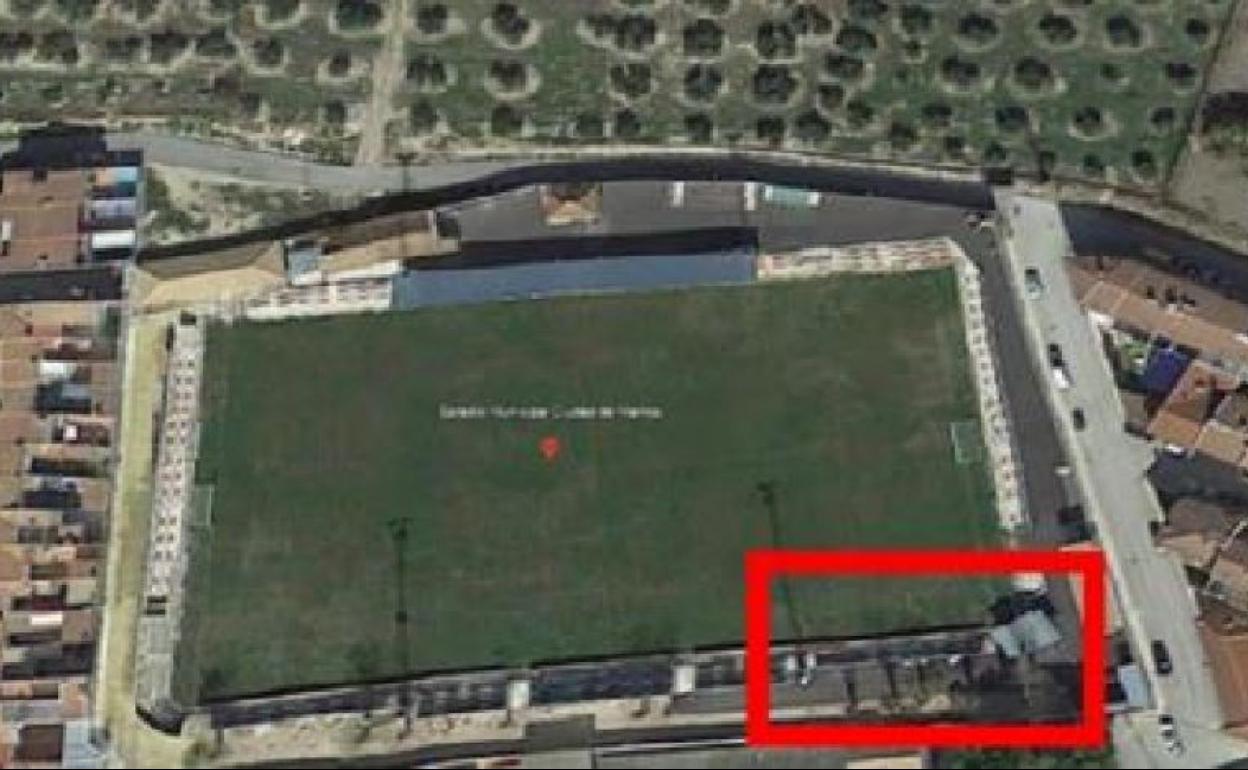 Lugar en el que se ubicaría la marquesina para la nueva grada. 