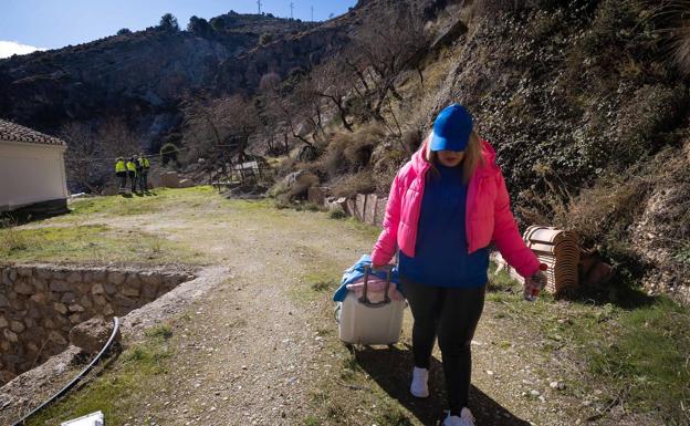 Imagen principal - La familia de La Higuera: «Hemos tenido mucha suerte»