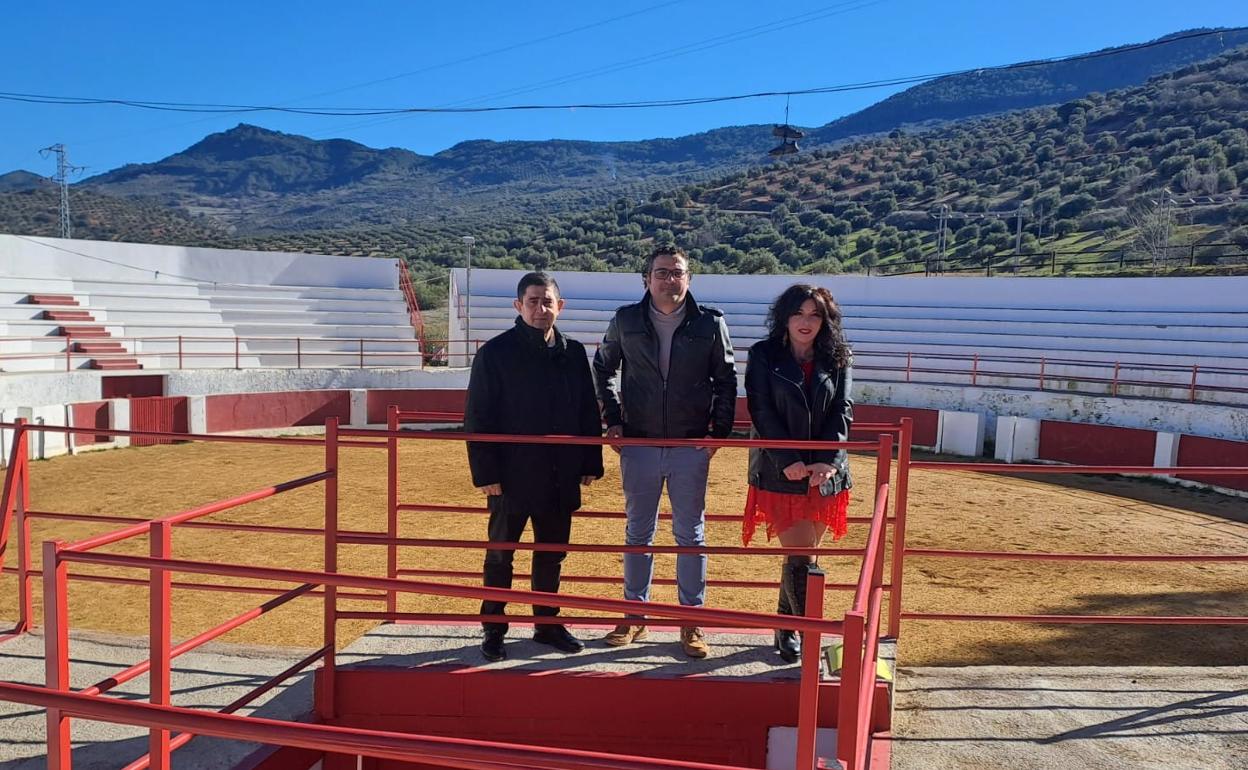 Visita a la plaza de toros del municipio. 