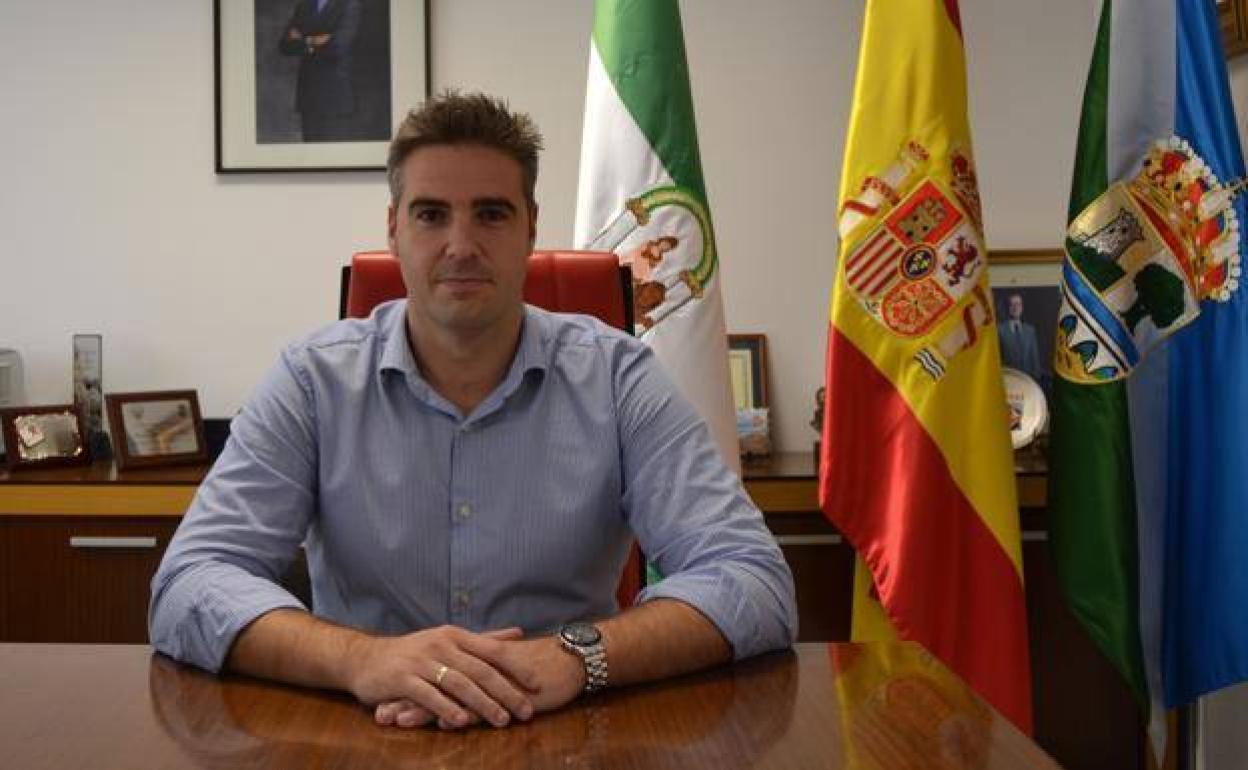 Manuel Flores Malpica, alcalde de Viator. 