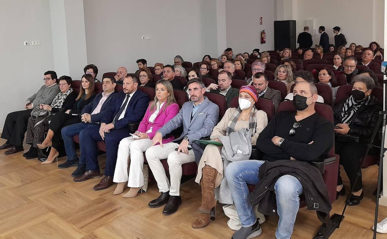 Asistentes al acto de este sábado. 