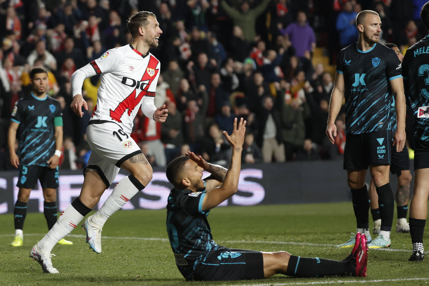 Fotos: Las mejores imágenes del Rayo Vallecano - UD Almería