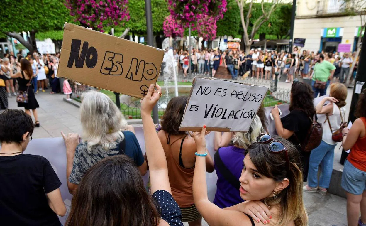 Manifestación en Almería contra las agresiones sexuales.