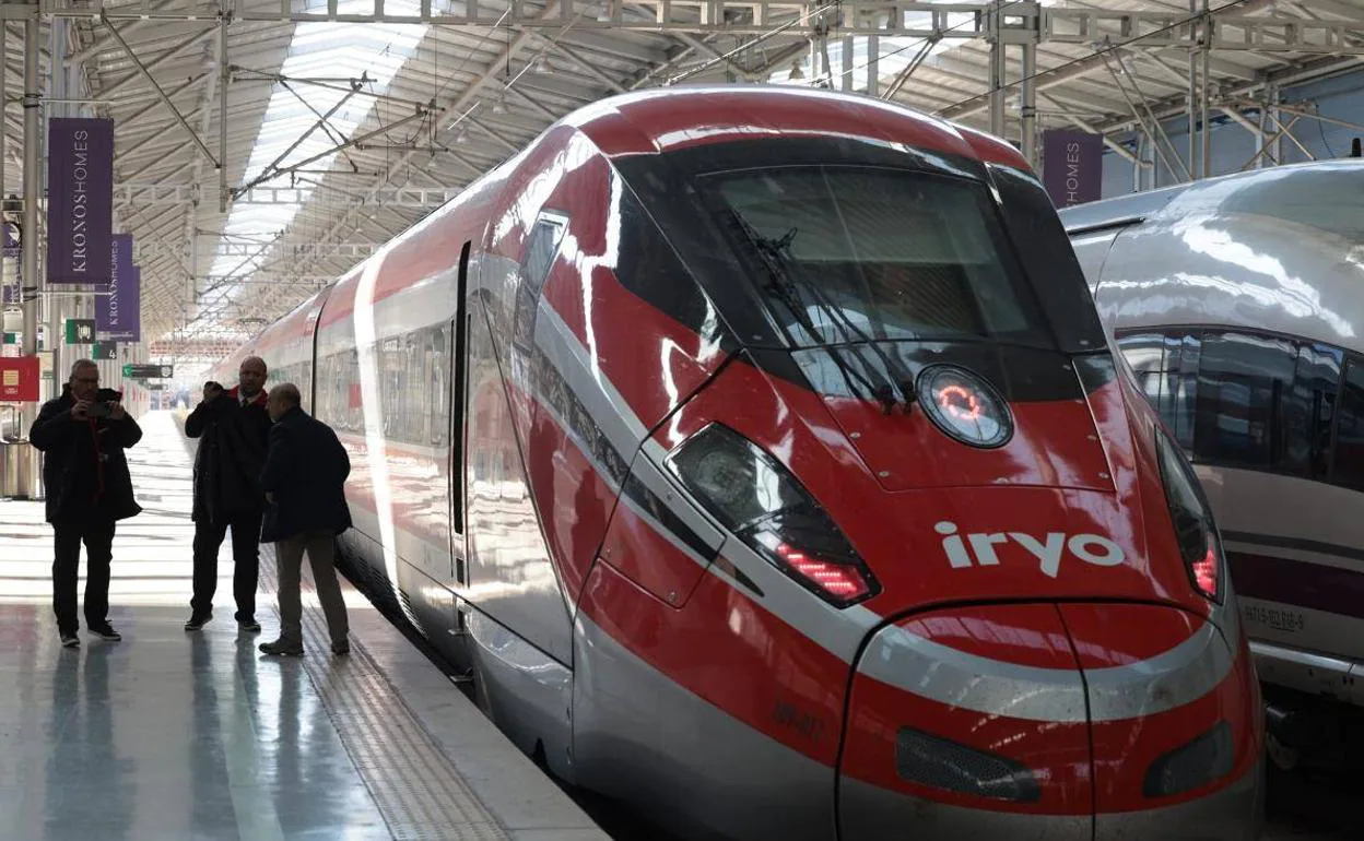 El tren de Iryo, justo a su llegada a la estación María Zambrano de Málaga.