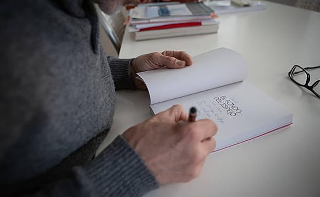 Imagen principal - Libro de Paco Baena. 