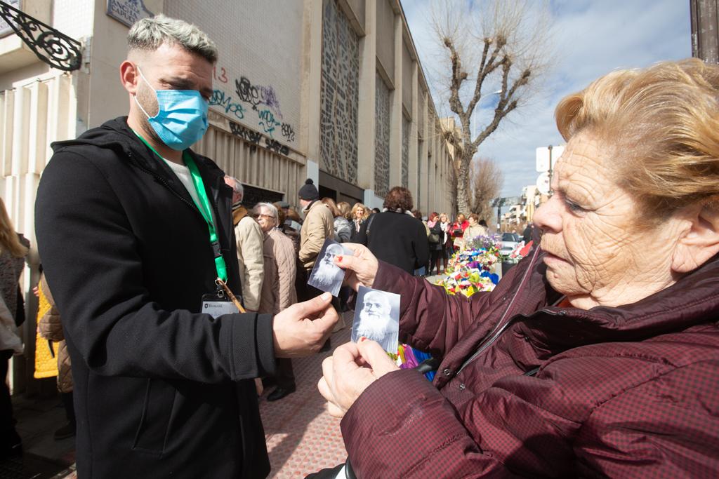 Masiva participación de devotos en el aniversario de la muerte del fraile capuchino